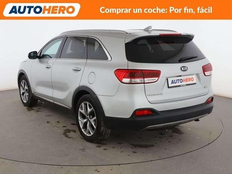 Usado Kia Sorento 200 CV (147 kW) 2018 Gris SUV
