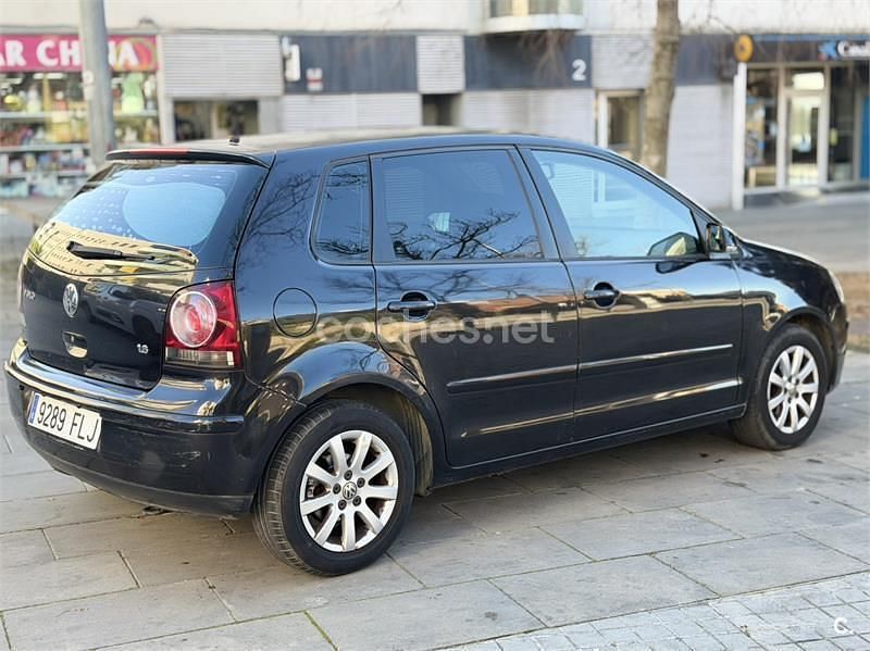 Negro Usado 2008 VW Polo Sportline Berlina | 3499 € (Buen precio) - Imagen 1/4