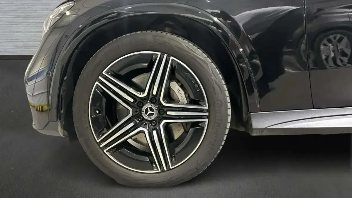 Usado Mercedes GLC220 194 CV (142 kW) 2022 Negro SUV