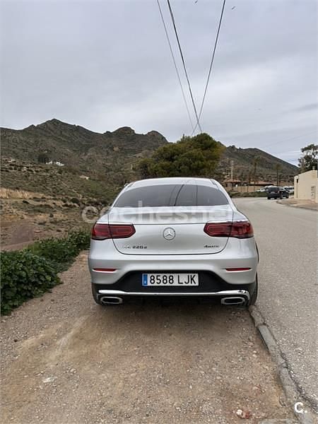 Usado Mercedes GLC220 194 CV (142 kW) 2020 Gris / plata Coupe