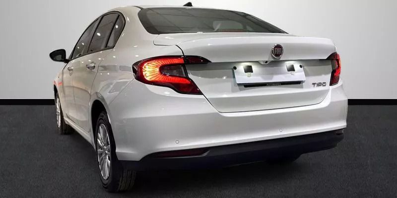 Usado Fiat Tipo 132 CV (97 kW) 2024 Azul Berlina