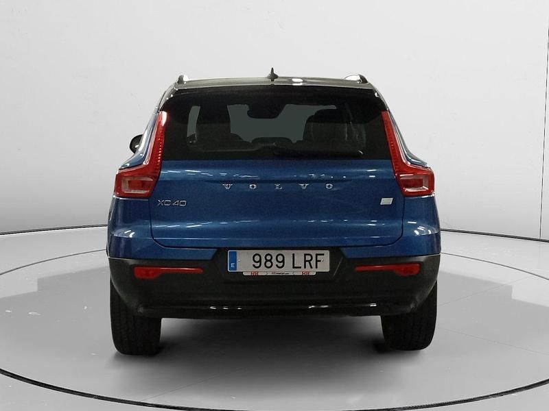 Usado Volvo XC40 R-Design 211 CV (155 kW) 2021 Azul SUV