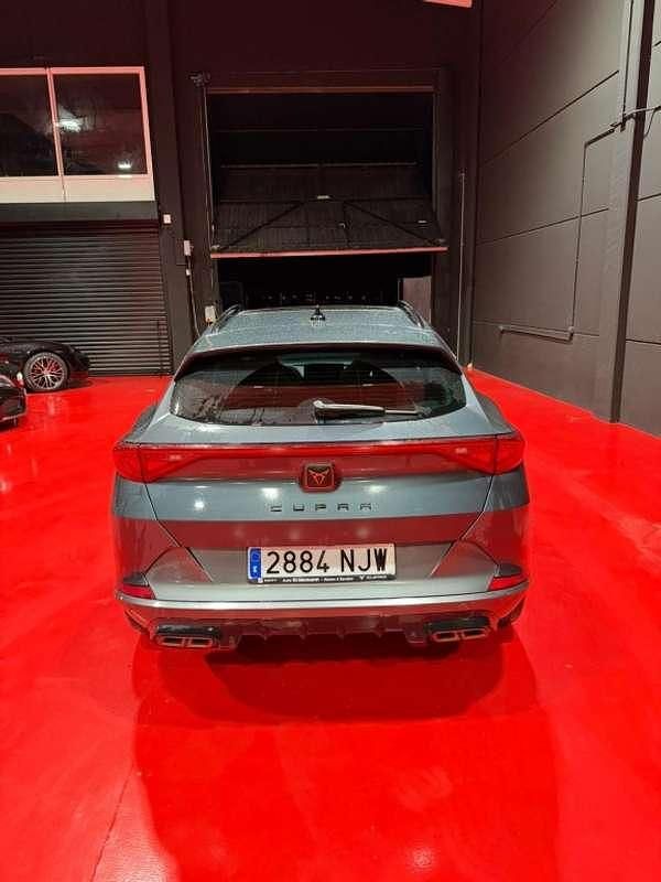 Usado Cupra Formentor VZ 245 CV (180 kW) 2022 Gris / plata SUV
