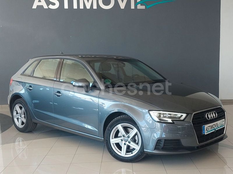 Gris / plata Usado 2019 Audi A3 Sportback Berlina | 17.500 € (Buen precio) - Imagen 1/4