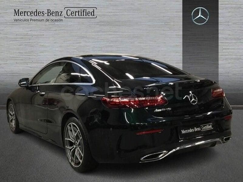 Usado Mercedes E220 194 CV (142 kW) 2022 Verde Coupe