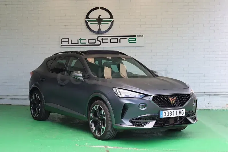 Usado Cupra Formentor VZ 310 CV (228 kW) 2021 Gris / plata SUV