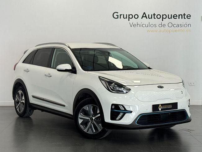 Blanco Usado 2021 Kia e-Niro SUV | 23.390 € (Precio justo) - Imagen 1/4