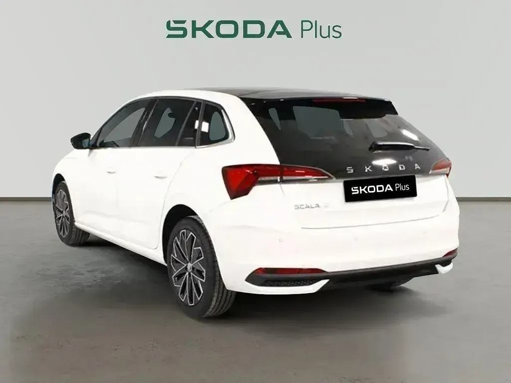 Nuevo Skoda Scala 115 CV (84 kW) 2025 Blanco Utilitario