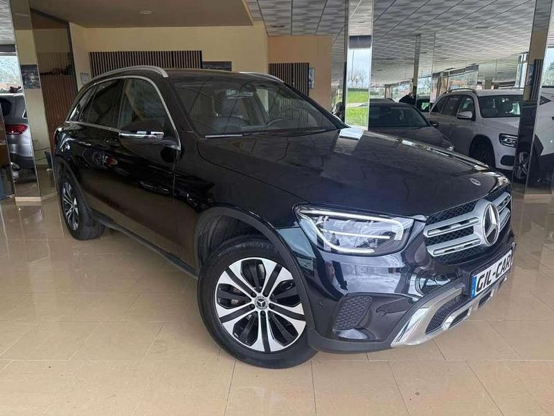 Usado Mercedes GLC300e 320 CV (235 kW) 2021 Negro SUV