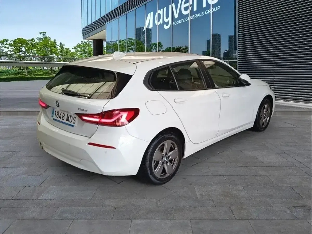 Usado BMW 116 Performance 116 CV (85 kW) 2023 Blanco Utilitario