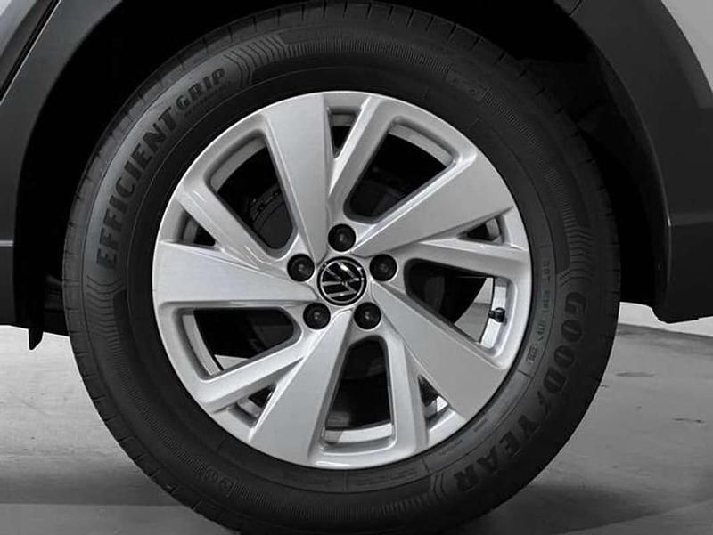 Usado VW Taigo 95 CV (69 kW) 2023 Gris SUV