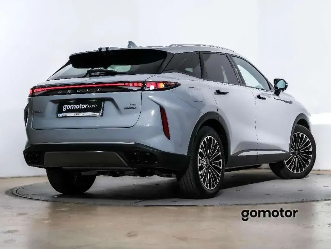 Nuevo Omoda 9 537 CV (394 kW) 2026 Gris SUV