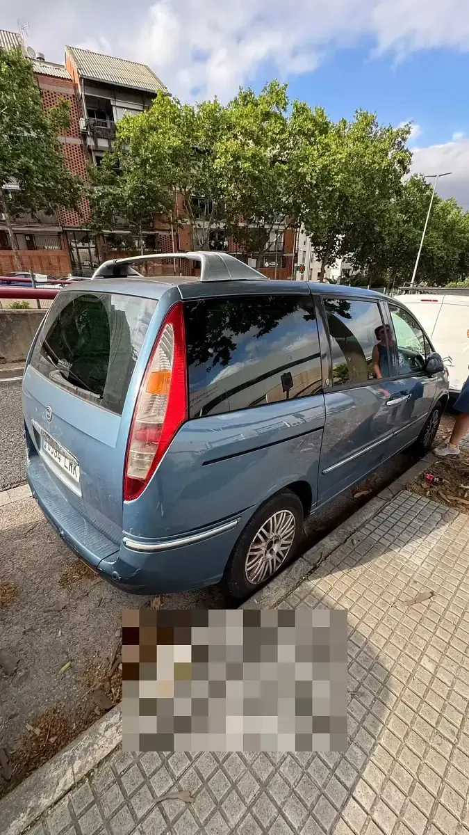 Usado Lancia Phedra 136 CV (100 kW) 2010 Azul Monovolumen