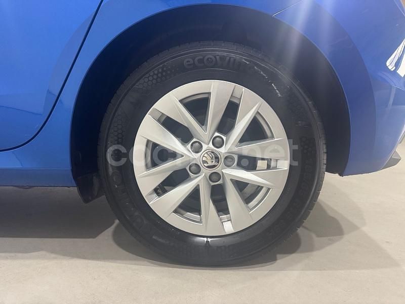 Usado Skoda Fabia Selection 116 CV (85 kW) 2024 Azul Utilitario