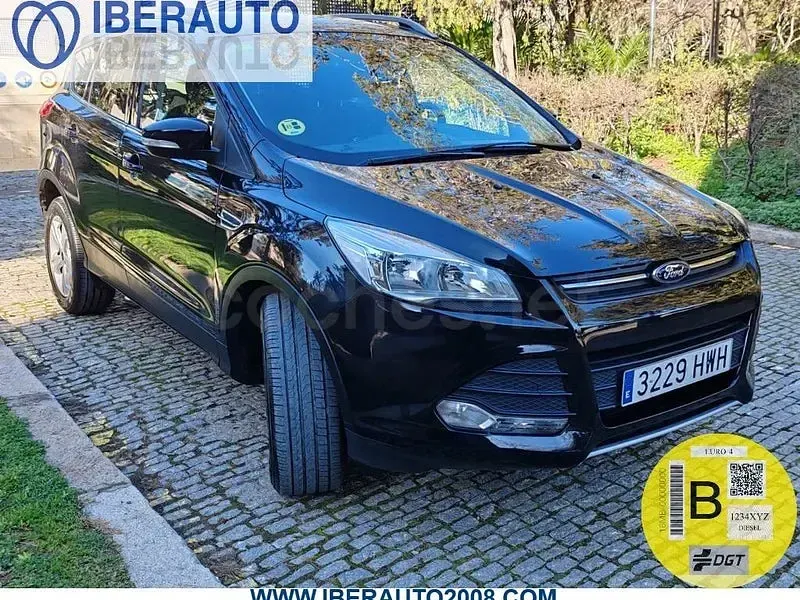 Używany Ford Kuga Titanium 140 KM (102 kW) 2014 Czarny SUV