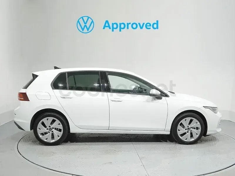 Usado VW Golf VIII Match 204 CV (150 kW) 2025 Blanco Berlina