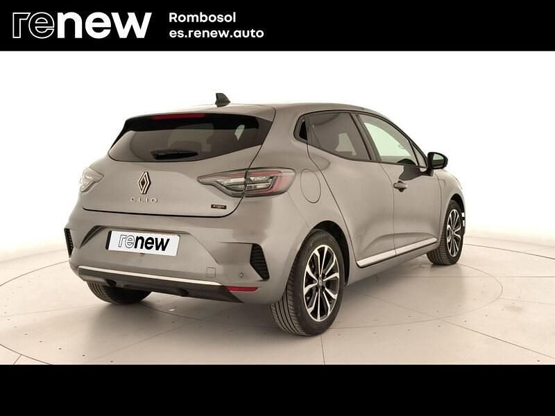 Usado Renault Clio V Techno 145 CV (106 kW) 2025 Gris Berlina