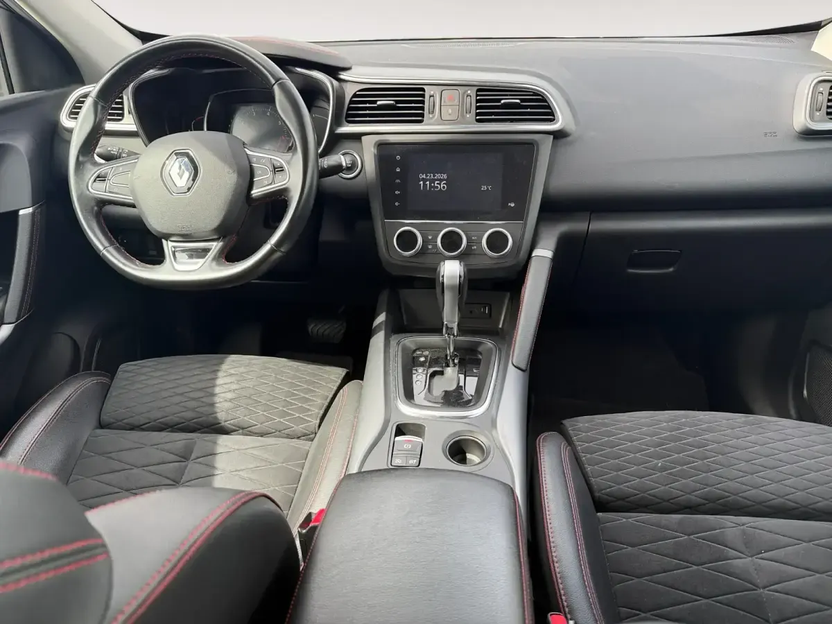 Usado Renault Kadjar Zen 160 CV (117 kW) 2020 Azul SUV