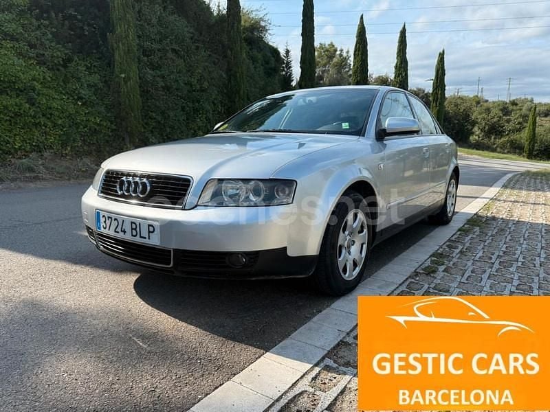 Gris / plata Usado 2001 Audi A4 Berlina | 3490 € (Precio justo) - Imagen 1/4