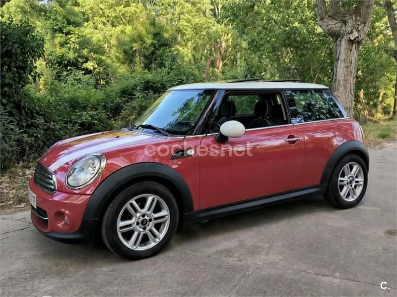 Usado Mini Cooper 156 CV (114 kW) 2012 Rojo Utilitario