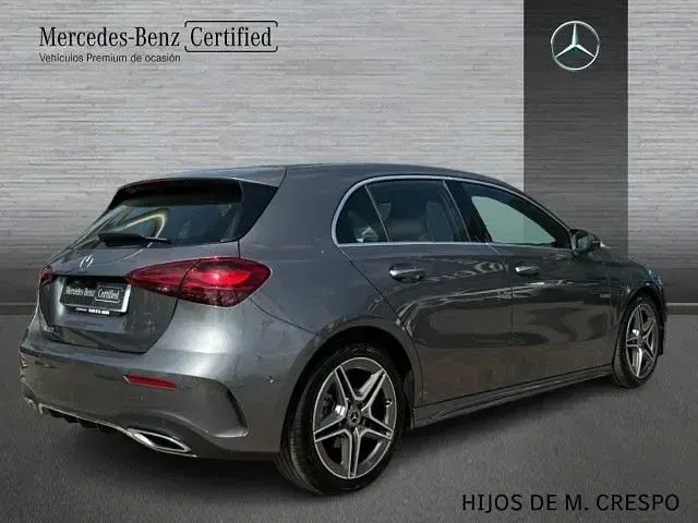 Usado Mercedes A180 136 CV (100 kW) 2026 Gris montaña
