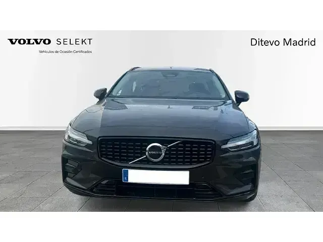 Usado Volvo V60 Plus 197 CV (144 kW) 2024 Gris Familiar