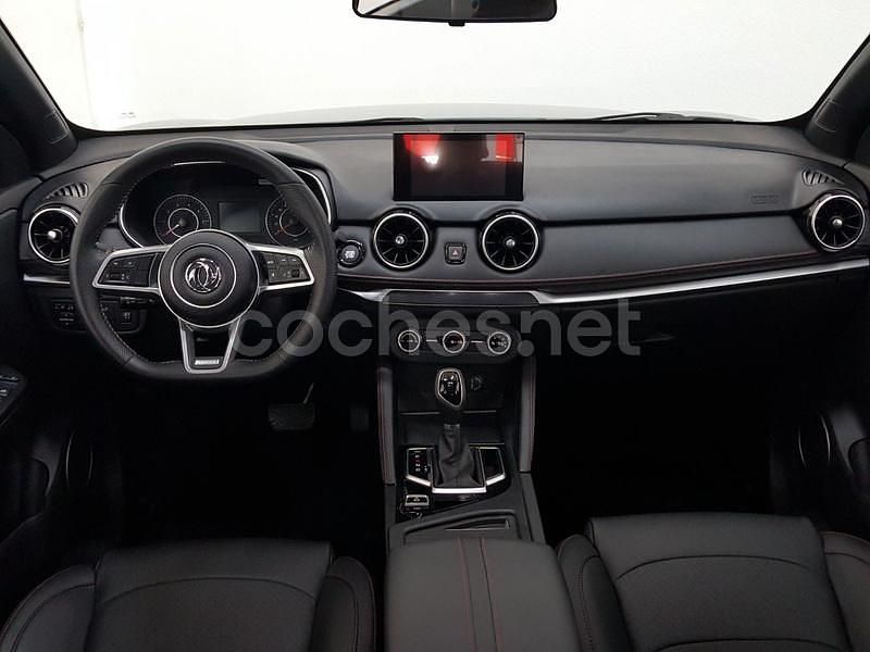 Nuevo DFSK 500 106 CV (77 kW) 2025 Gris / plata SUV