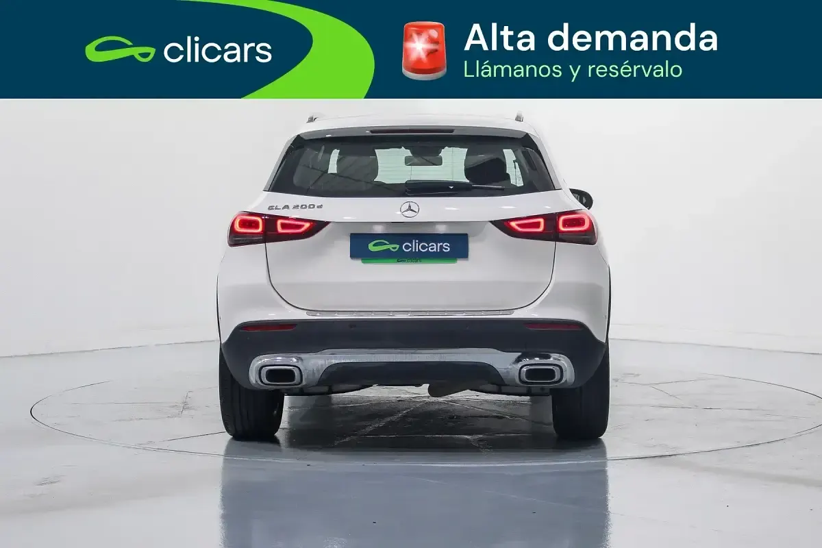 Usado Mercedes GLA200 150 CV (110 kW) 2021 Blanco SUV
