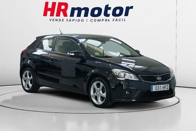 Usado 2011 Kia Ceed Active Utilitario | 7090 € - Imagen 1/4