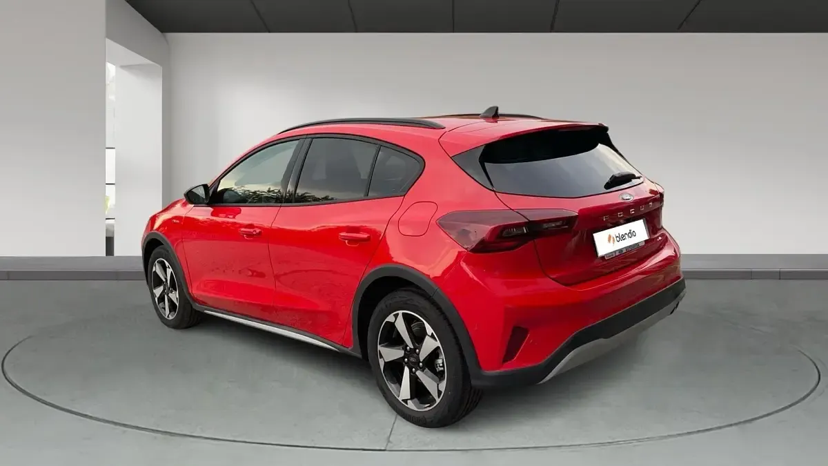 Nuevo Ford Focus Active 125 CV (91 kW) 2026 Rojo race Berlina