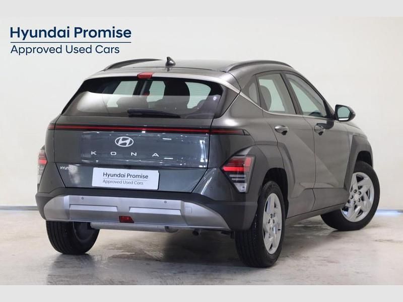 Usado Hyundai Kona 120 CV (88 kW) 2024 Amazon gray SUV
