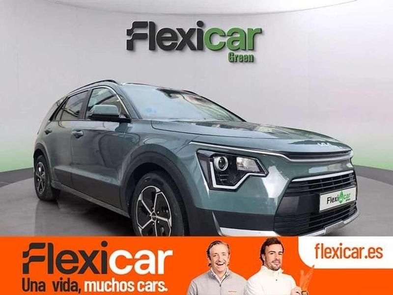 Usado Kia Niro 141 CV (103 kW) 2023 Verde SUV