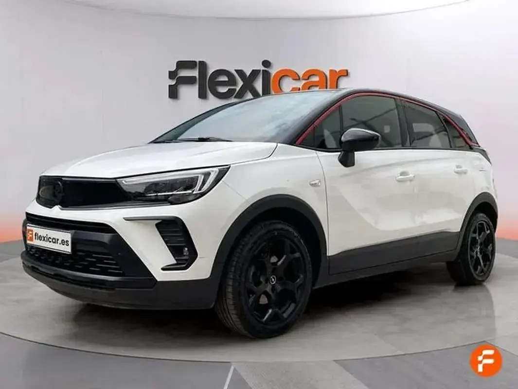 Usado Opel Crossland 110 CV (80 kW) 2023 Blanco SUV