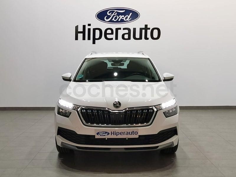 Usado Skoda Kamiq Ambition 110 CV (80 kW) 2022 Blanco SUV