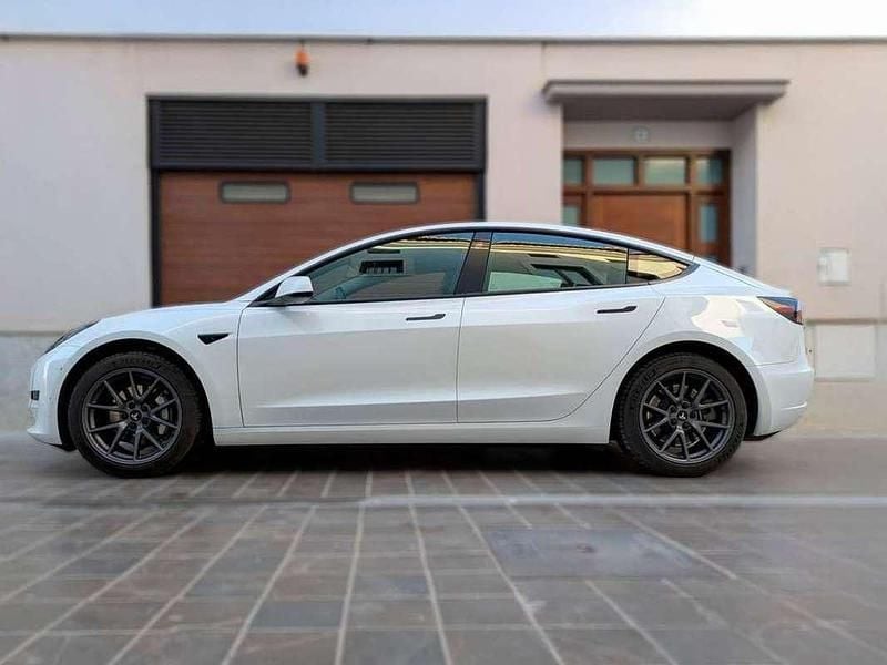 Usado Tesla Model 3 RWD 208 kW (283 CV) 2023 Blanco Berlina