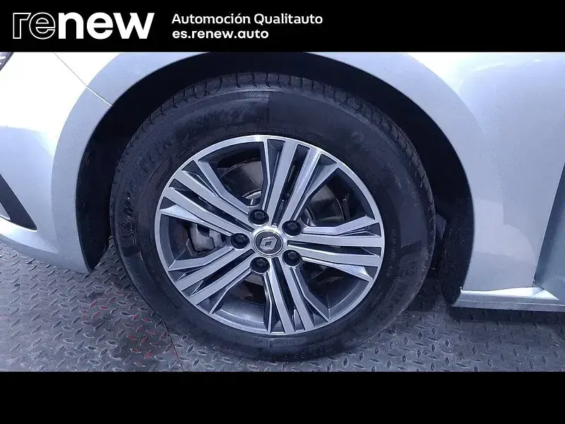 Usado Renault Mégane Zen 160 CV (117 kW) 2022 Gris Berlina