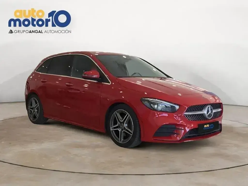 Usado Mercedes B200 150 CV (110 kW) 2020 Rojo Utilitario