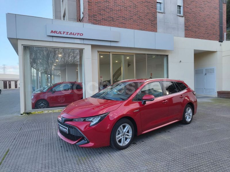 Granate Usado 2020 Toyota Corolla Active Familiar | 21.990 € (Un poco caro) - Imagen 1/4