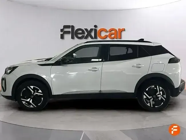 Usado Peugeot 2008 Allure 130 CV (95 kW) 2024 Blanco SUV