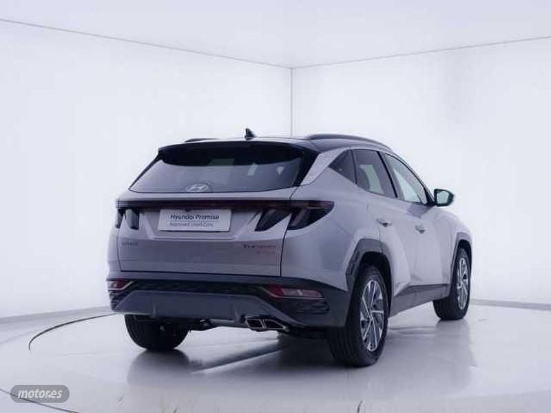 Usado Hyundai Tucson 136 CV (100 kW) 2022 Plateado SUV