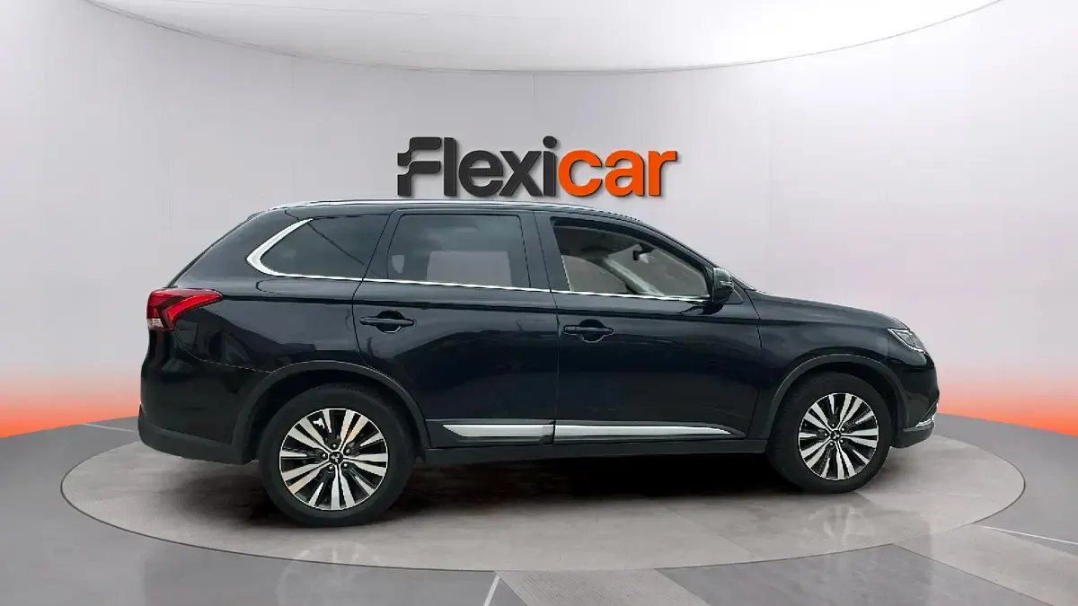 Usado Mitsubishi Outlander Motion 150 CV (110 kW) 2018 Gris SUV