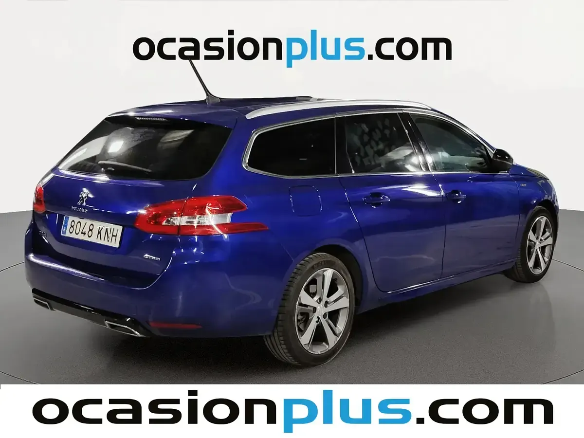 Usado Peugeot 308 GT-line 130 CV (95 kW) 2018 Azul Familiar