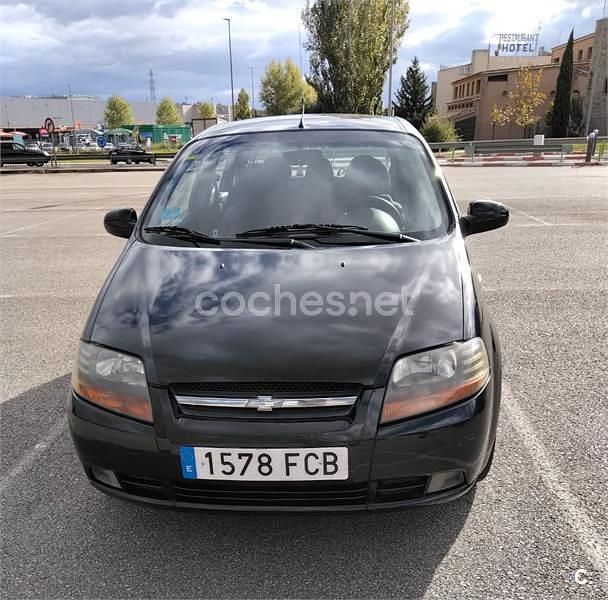 Negro Usado 2006 Chevrolet Kalos SE Berlina | 3200 € (Precio justo) - Imagen 1/4