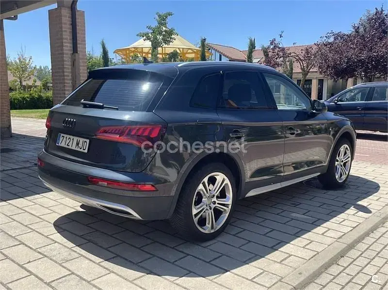 Usado Audi Q5 Advanced Plus 190 CV (139 kW) 2017 Gris / plata SUV