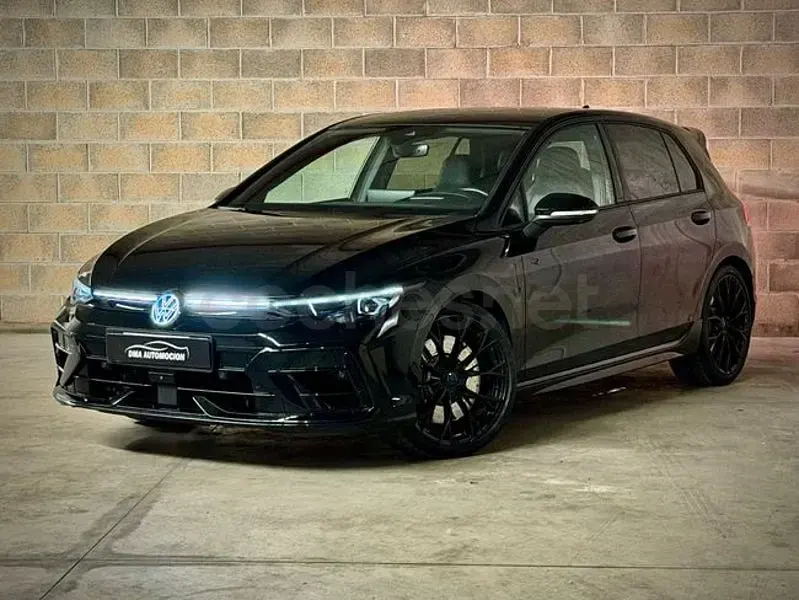 Usado VW Golf VIII Black Edition 333 CV (244 kW) 2024 Negro Berlina