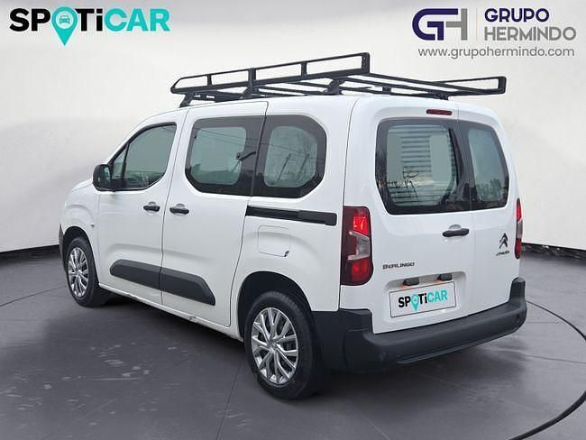 Usado Citroën Berlingo Live 100 CV (73 kW) 2021 Blanco Monovolumen