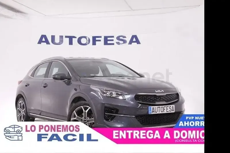 Usado Kia XCeed 141 CV (103 kW) 2022 Gris / plata SUV