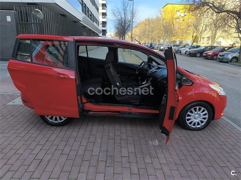 Usado Ford B-MAX Trend 75 CV (55 kW) 2013 Rojo Monovolumen