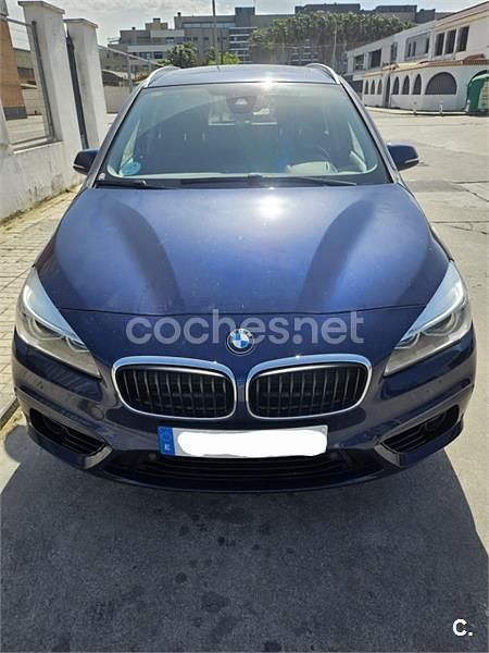 Usado BMW 218 Sport Line 150 CV (110 kW) 2016 Azul Familiar