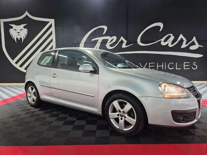 Usado VW Golf V GT 105 CV (77 kW) 2007 Plateado Utilitario